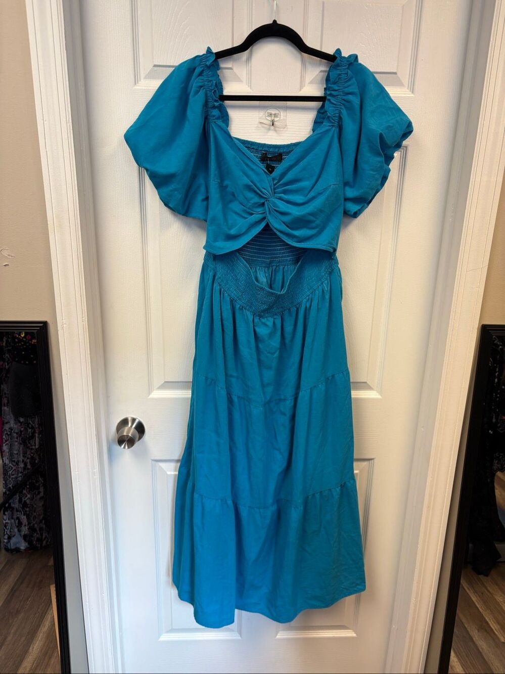 Cut Out Puff Sleeve Dress